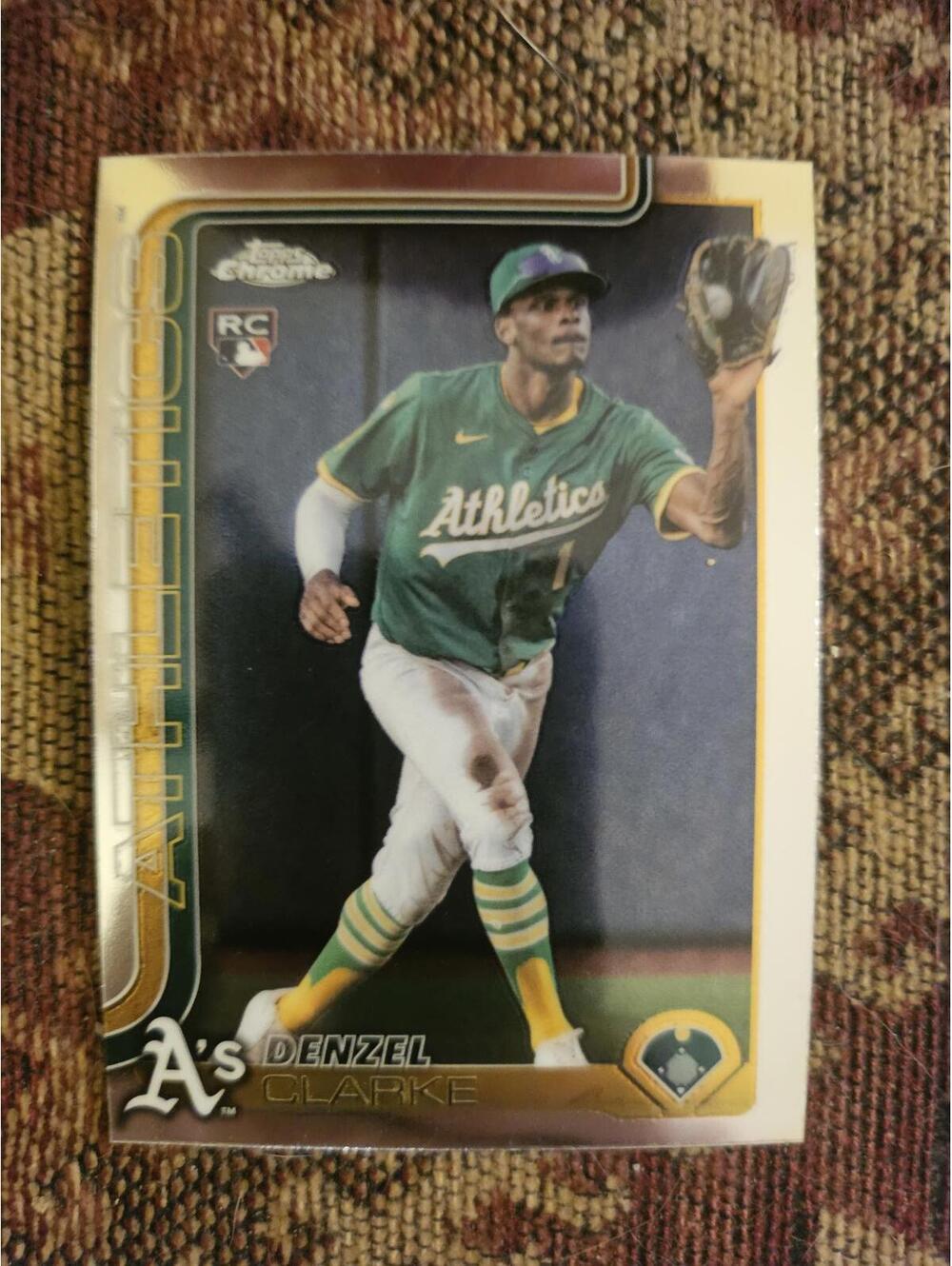 2025 Topps Chrome Update - Denzel Clarke (RC) Rookie   #USC15 - A's - RAW Mint - Picture 1 of 2